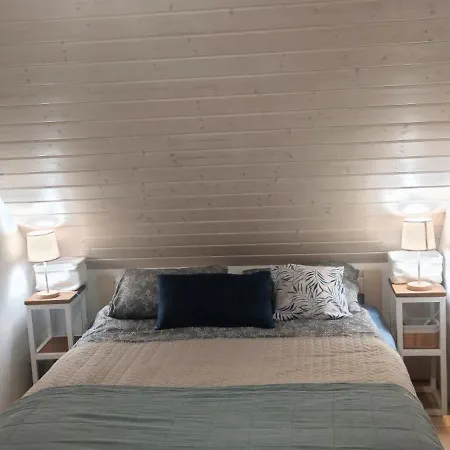 Semesterbostad Maks House Kaszuby Balia And Forest Retreat *